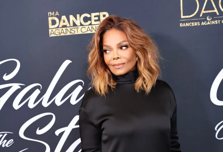 Le boycott continu des projets de la famille Jackson par Janet Jackson signale une fracture plus profonde