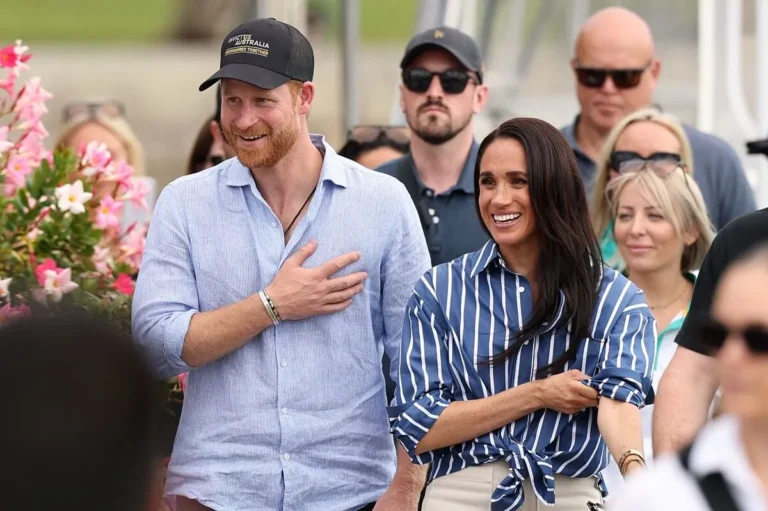 Le prince Harry porte les mêmes bracelets depuis 20 ans et il y a une raison à cela