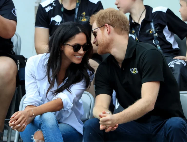Meghan Markle prépare une ligne de vêtements qui reflète le style de la princesse Diana