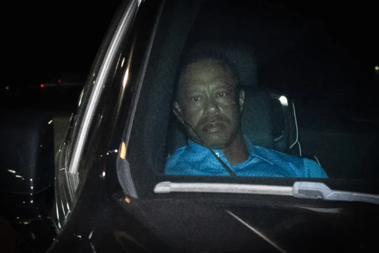 Tiger Woods « méprise l’examen du public » au milieu des accusations de conduite en état d’ébriété