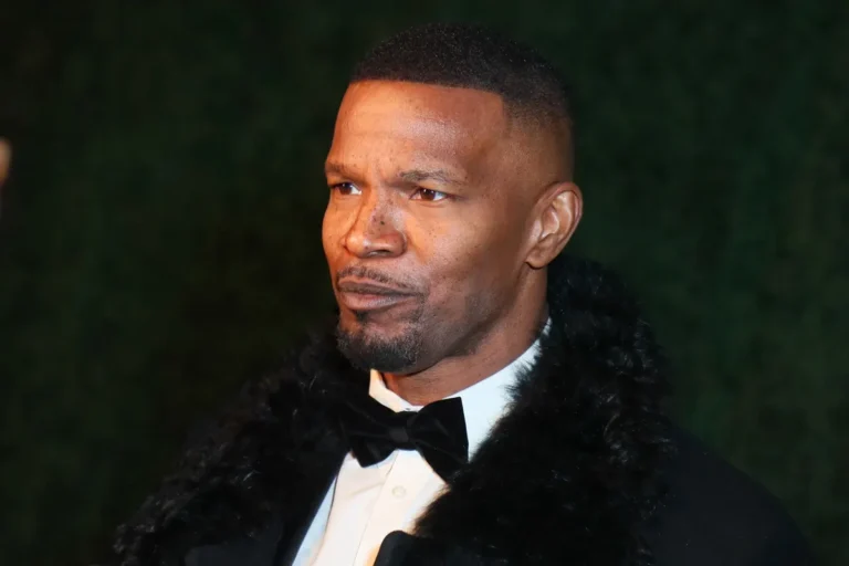 Qui est la petite amie enceinte de Jamie Foxx, Alyce Huckstepp ?
