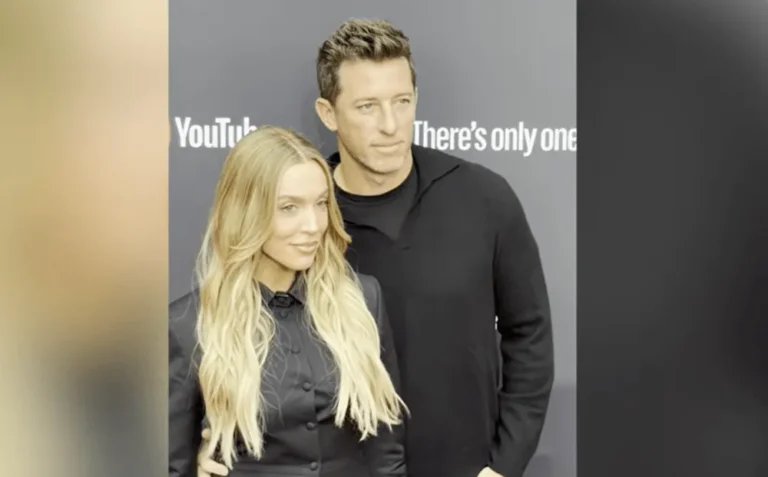 Alex Cooper et Matt Kaplan apparaissent ensemble à l'événement mais "ne semblent pas amoureux" ou "s'aiment l'un l'autre"