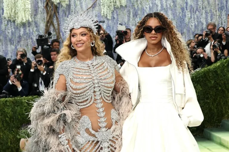 Le moment où la fille de Beyoncé, Blue Ivy, a montré ses nerfs sur le tapis du Met