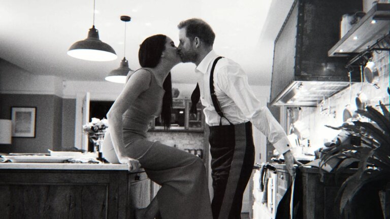 Meghan Markle a-t-elle enfreint la règle royale avec de nouvelles photos de mariage ou copie-t-elle un autre membre de la famille ?