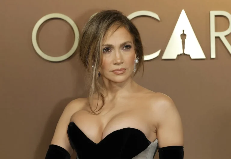 Jennifer Lopez n'est pas la seule célébrité à ne pas pouvoir vendre son manoir ; Voici les autres stars qui ne peuvent pas non plus vider leur maison