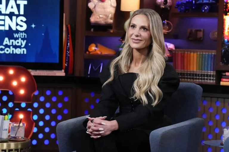 "La star de "RHOBH", Dorit Kemsley, nie les rumeurs de chirurgie plastique : "Pas de travail sur le nez". Pas de lifting