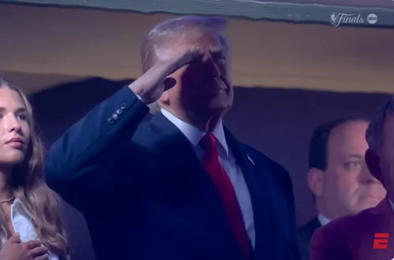 Le plus grand signal dans la réaction de Donald Trump a montré à quel point il a été « pris au dépourvu » par les huées lors de la finale de la NBA