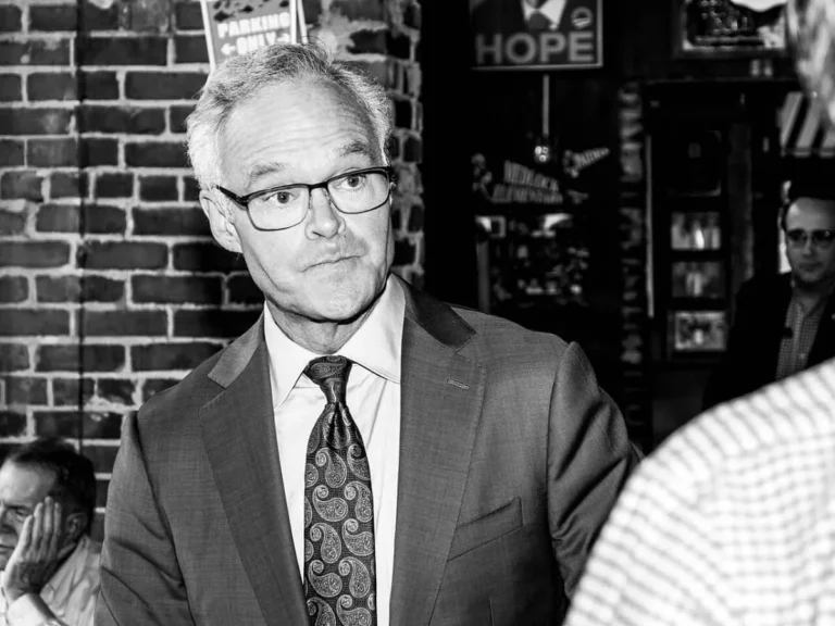 Quels correspondants ont été licenciés de « 60 Minutes » depuis l'arrivée de Bari Weiss ?