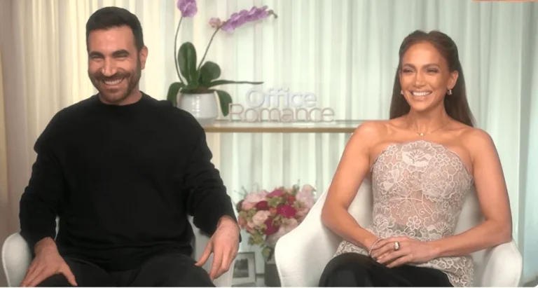 Signe majeur que Jennifer Lopez est en relation avec sa co-star Brett Goldstein