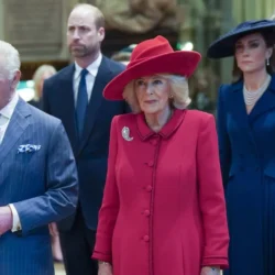 Comment la relation de la reine Camilla avec d&rsquo;autres membres de la famille royale a évolué après avoir été qualifiée d&rsquo;ennemi public n°1