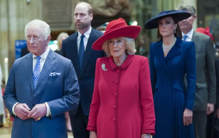 Comment la relation de la reine Camilla avec d'autres membres de la famille royale a évolué après avoir été qualifiée d'ennemi public n°1