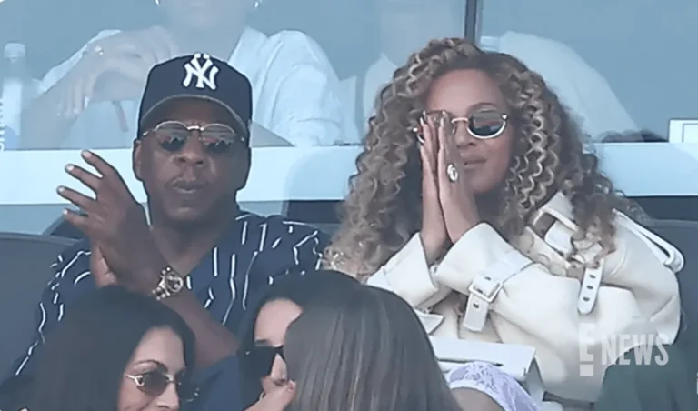 Jay-Z "garde son attention sur Beyoncé" alors qu'elle parle en privé à un autre homme et coupe le rappeur de la conversation