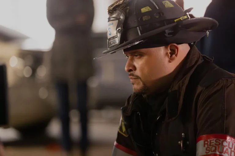 "Chicago Fire" supprime l'acteur de Cruz Joe Minoso, quelques semaines après le départ de LaRoyce Hawkins, membre de la distribution originale de "Chicago PD"