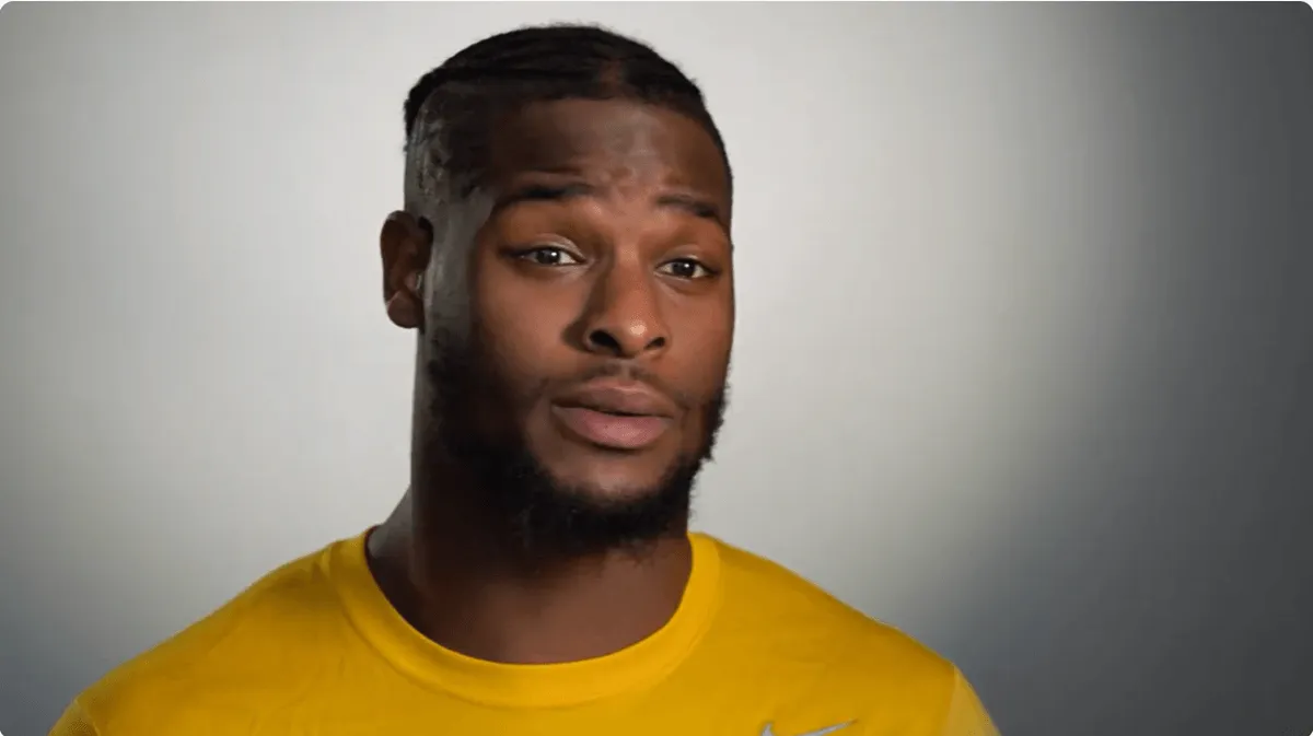Le'Veon Bell a 7 enfants avec 6 femmes différentes et ne se souvient pas de tous les noms de ses enfants