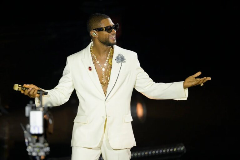 Usher a des fans qui font la fête comme en 2004