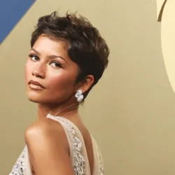 Zendaya remplace la tendance « peau de verre » par un look « peau satinée » lors de l&rsquo;événement