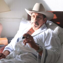 Danny Trejo ne s&rsquo;excuse pas d&rsquo;avoir joué un rôle dans le film Daily Wire inspiré de la fusillade de Minneapolis ICE, déclare qu&rsquo;il est un « pro immigrant »