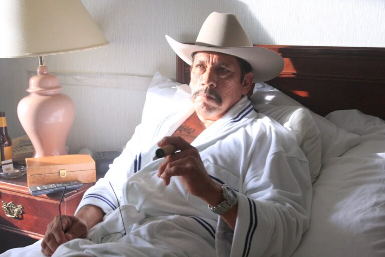 Danny Trejo ne s'excuse pas d'avoir joué un rôle dans le film Daily Wire inspiré de la fusillade de Minneapolis ICE, déclare qu'il est un "pro immigrant"