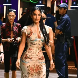 Les cheveux de Kim Kardashian font monter en flèche les recherches Google pour un style vieux de plusieurs décennies